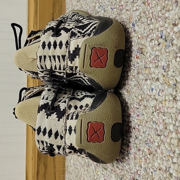 Twisted X Aztec Print Moccasin, Women's 7.5 Black White - Picture 4 of 9